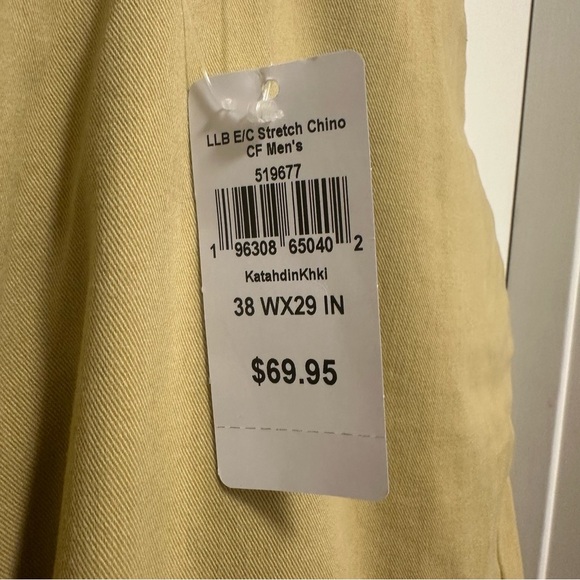 LL Bean Men’s Easy Care Classic Fit Stretch Katahdin Khaki Chino Pants 38Wx 29 - Picture 3 of 5